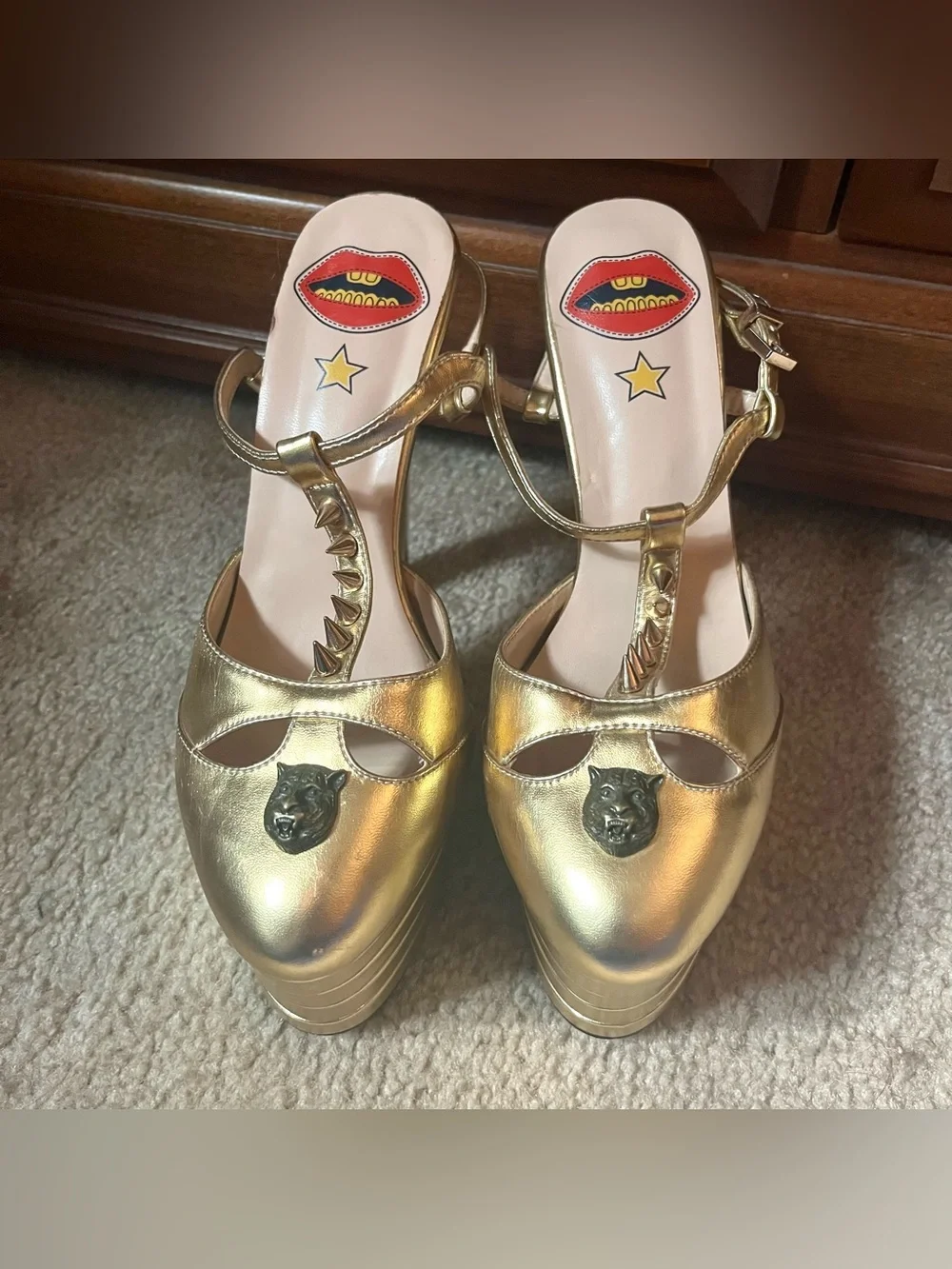 Gold metallic tiger spiked t-strap platform heels 7.5